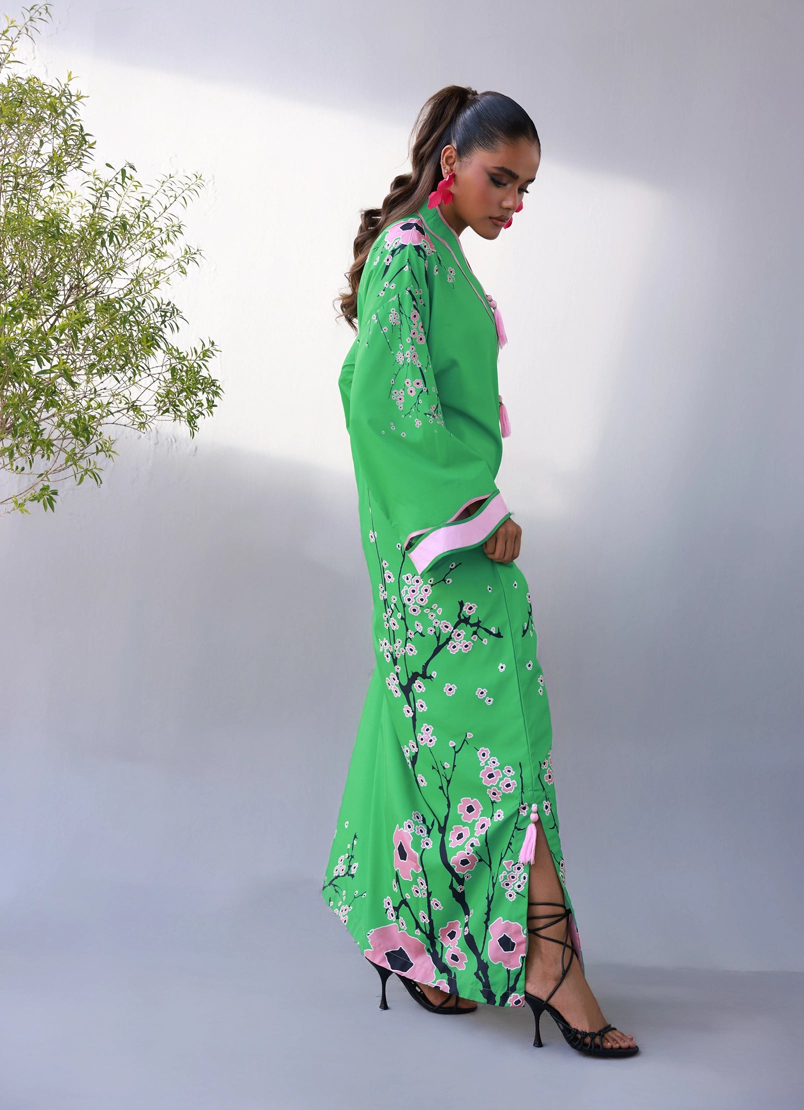 A stroll in green woods